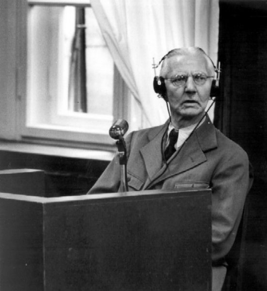 Portrait von Hjalmar Schacht Portrait von Hjalmar Schacht - Lizenz: gemeinfrei / public domain